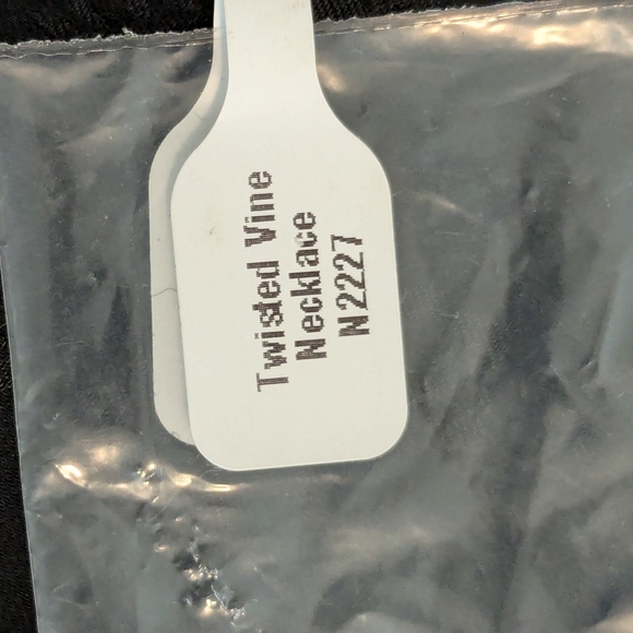 New Vantel Pearls Twisted Vine Sterling Silver Genuine Pearl 16 Inch Necklace - Picture 11 of 11